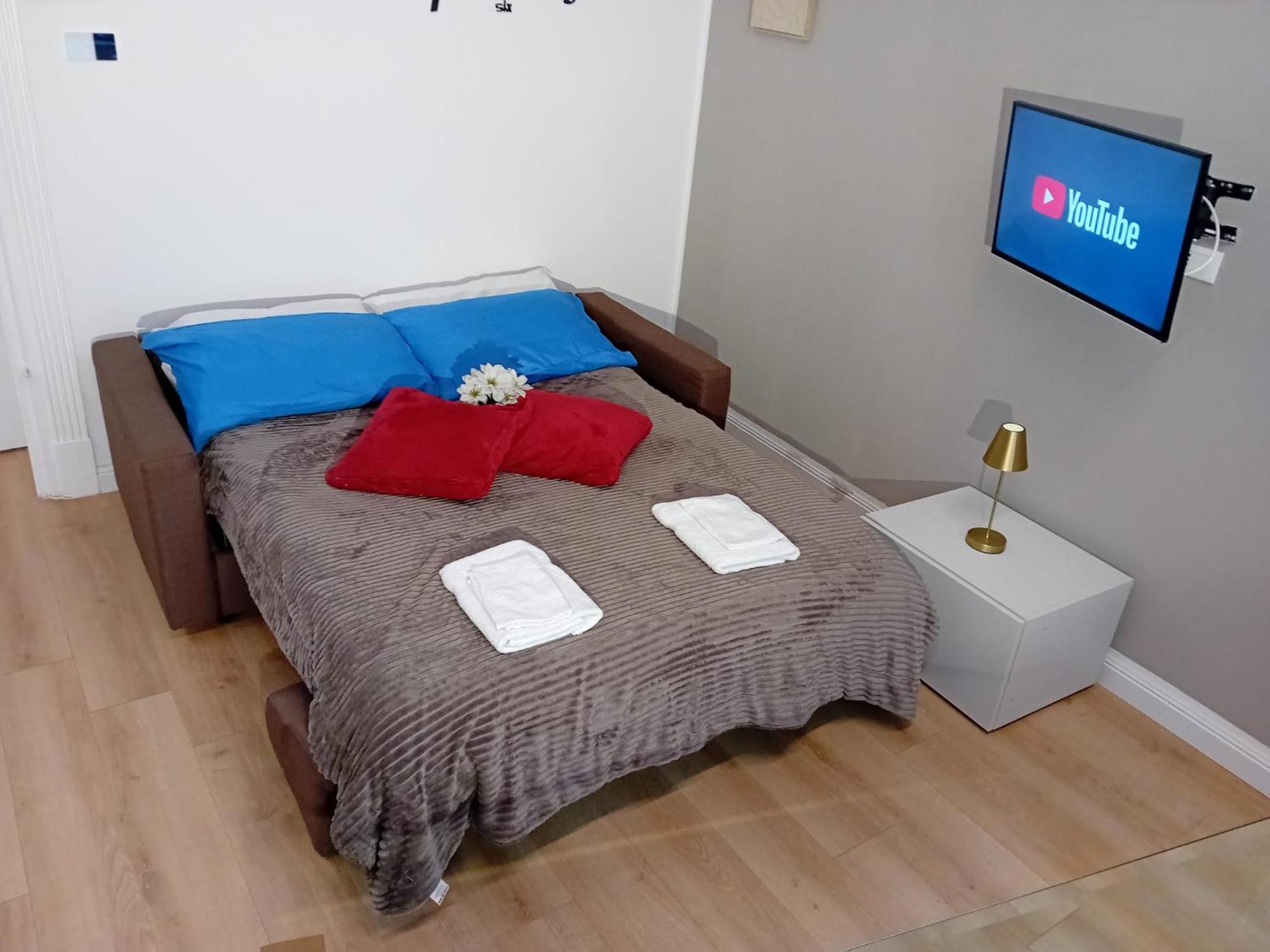 Snapstay Luxury Apartments In Centro A Триест Экстерьер фото
